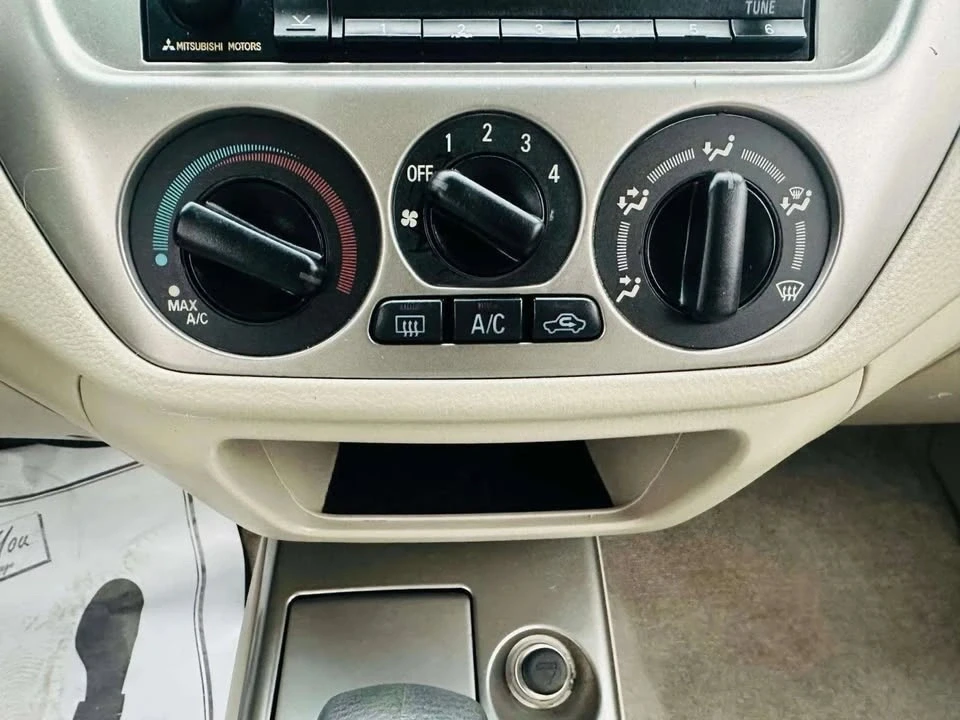 2004 Mitsubishi Lancer 7th Gen - Image 17 of 20