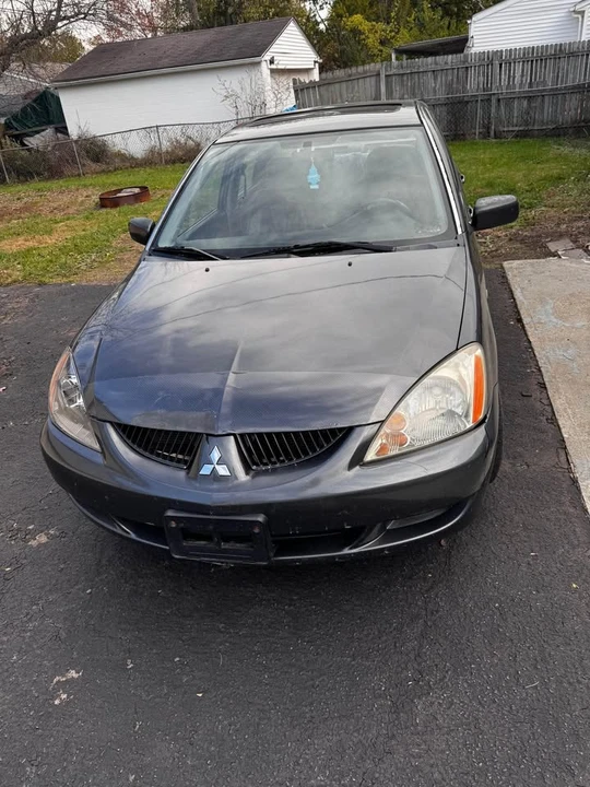 2004 Mitsubishi Lancer 8th Gen - Image 2 of 3