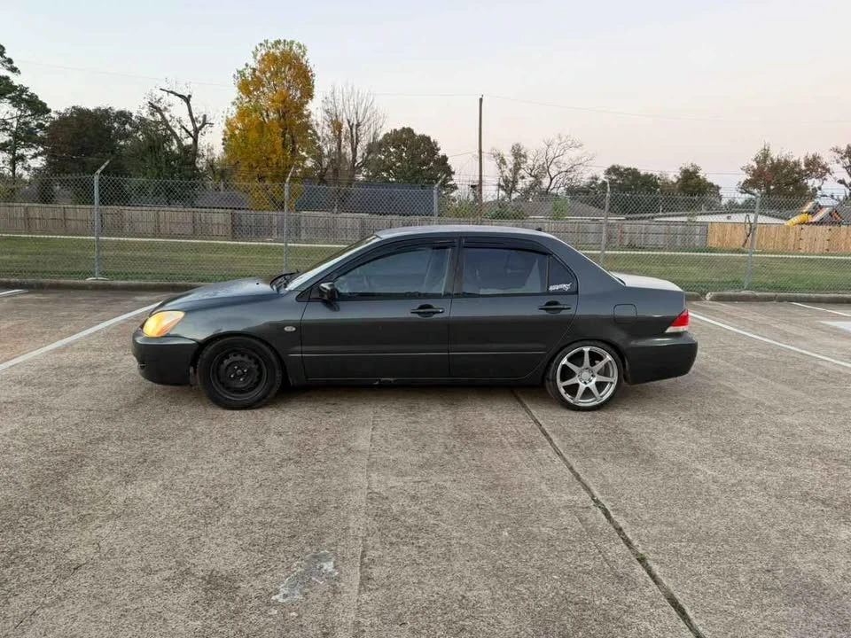 2004 Mitsubishi Lancer 9th Gen - Image 3 of 12