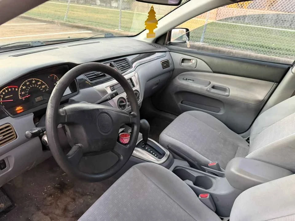 2004 Mitsubishi Lancer 9th Gen - Image 11 of 12