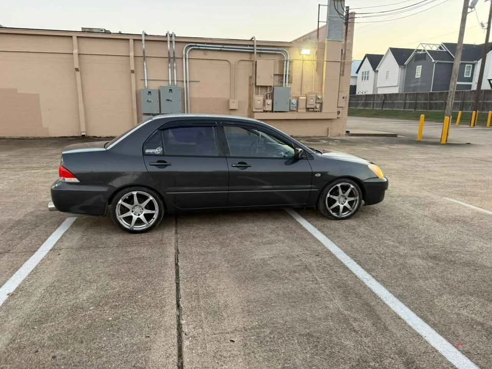 2004 Mitsubishi Lancer 7th Gen - Image 4 of 10