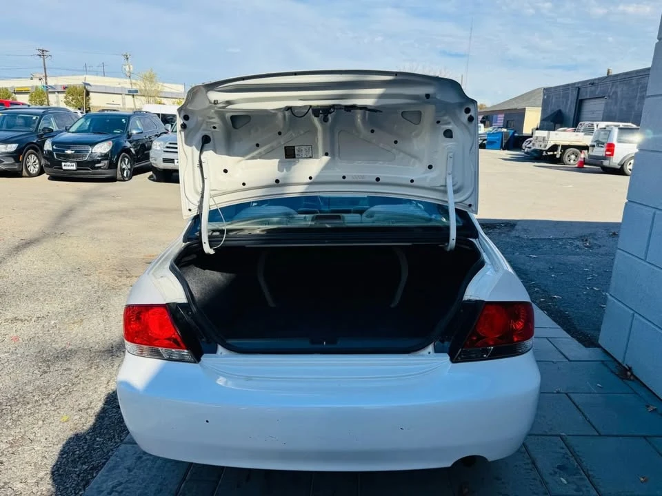2004 Mitsubishi Lancer 8th Gen - Image 4 of 14
