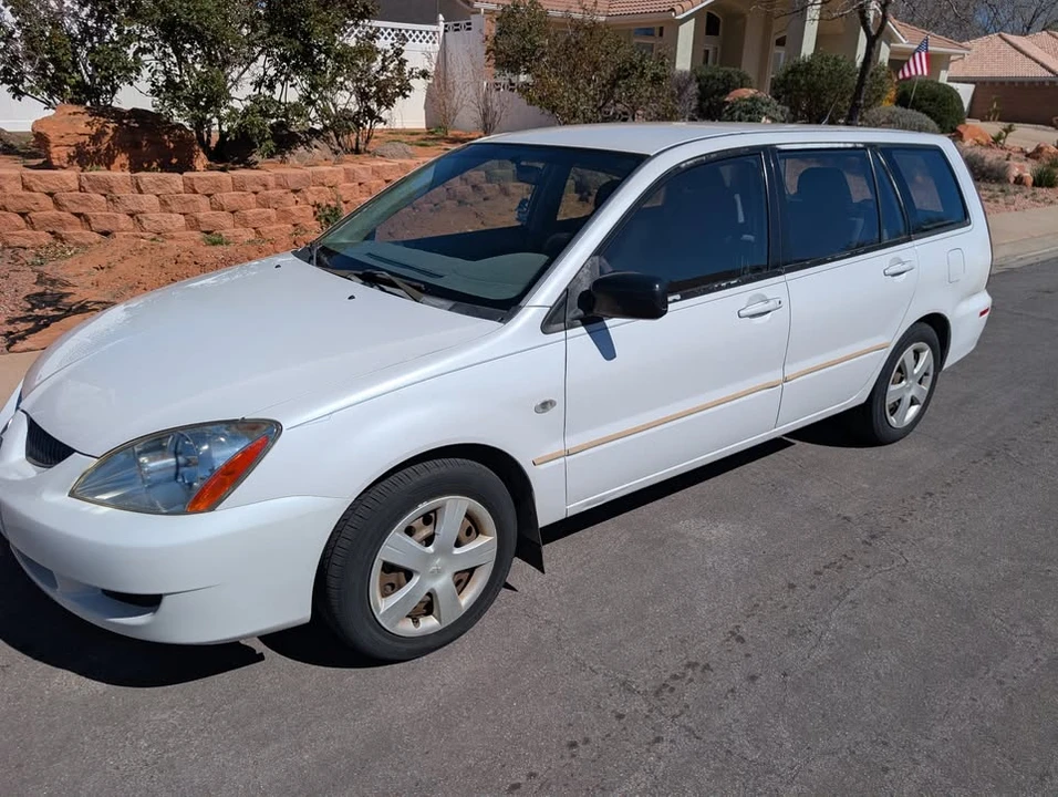 2004 Mitsubishi Lancer 8th Gen - Image 2 of 10