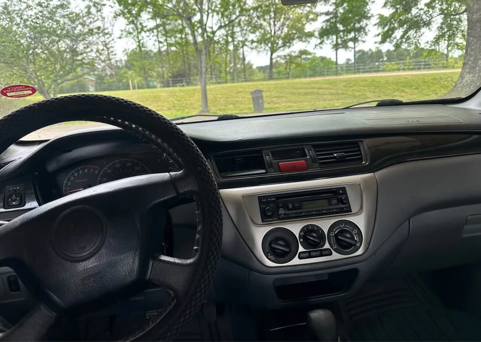 2004 Mitsubishi Lancer 8th Gen - Image 4 of 4