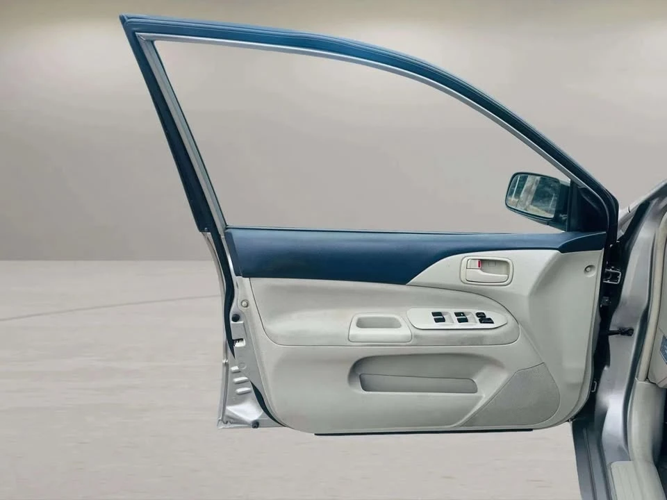 2004 Mitsubishi Lancer 8th Gen - Image 12 of 20