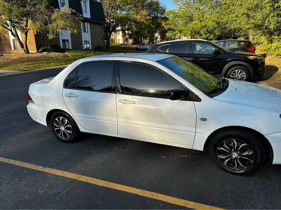 2004 Mitsubishi Lancer 7th Gen - Image 2 of 7