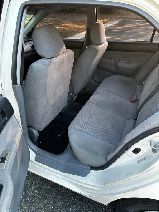 2004 Mitsubishi Lancer 7th Gen - Image 5 of 7