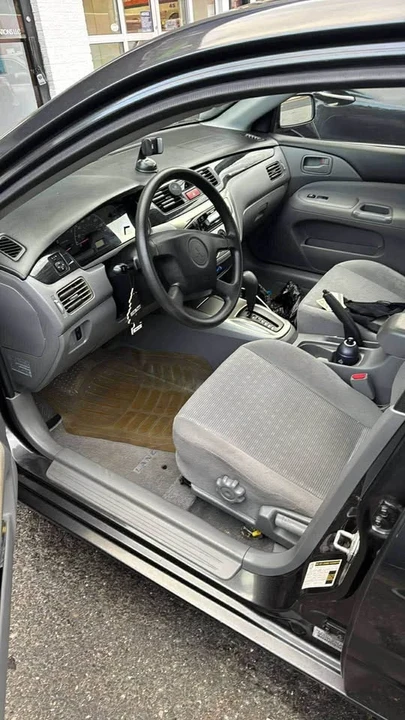 2004 Mitsubishi Lancer 8th Gen - Image 2 of 5
