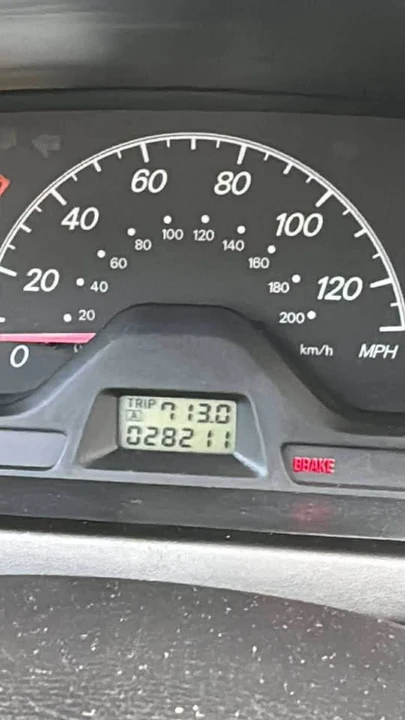 2004 Mitsubishi Lancer 8th Gen - Image 5 of 5
