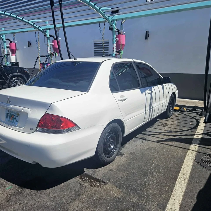2004 Mitsubishi Lancer 9th Gen - Image 4 of 4