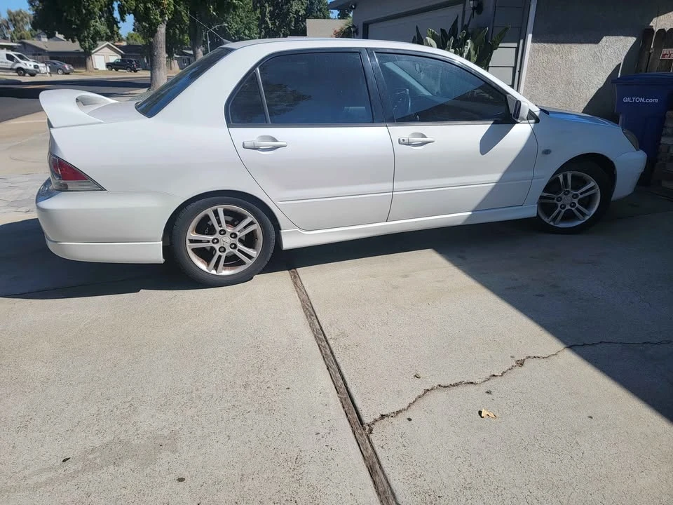 2004 Mitsubishi Lancer 7th Gen - Image 2 of 6