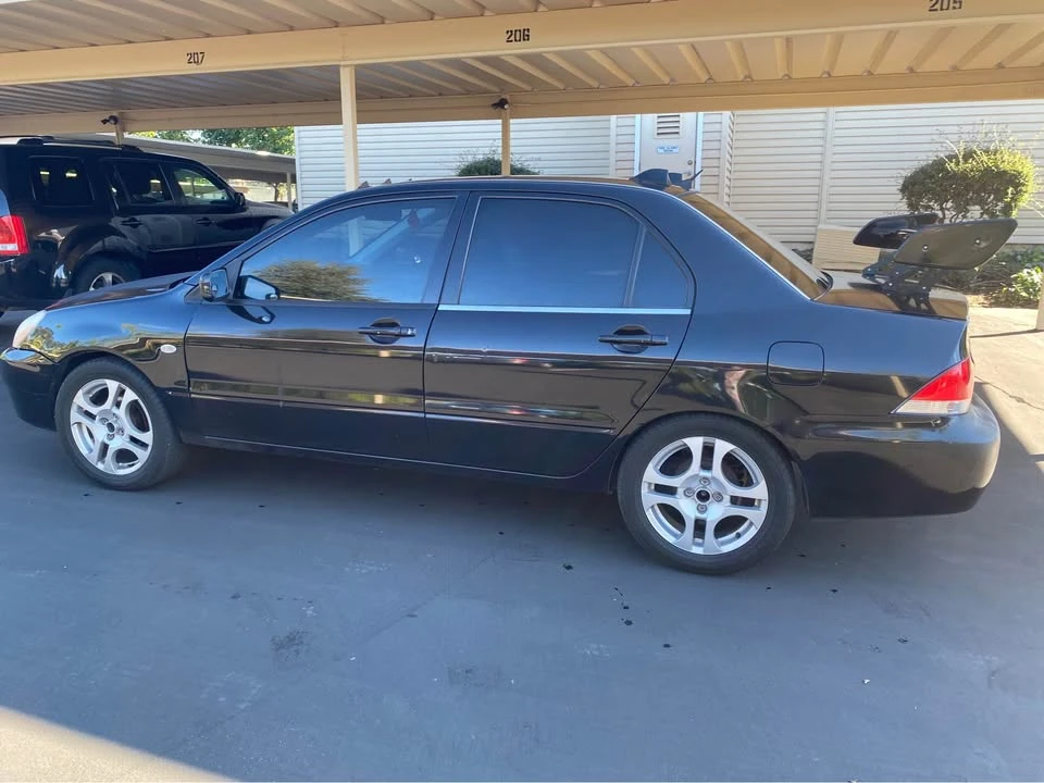 2004 Mitsubishi Lancer 8th Gen - Image 2 of 5