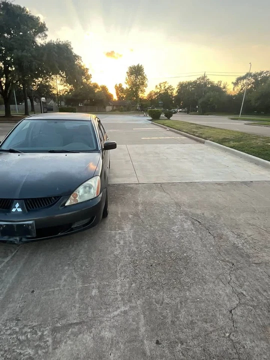 2004 Mitsubishi Lancer 8th Gen - Image 6 of 8