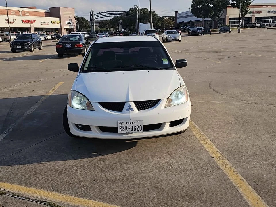 2004 Mitsubishi Lancer 8th Gen - Image 2 of 7