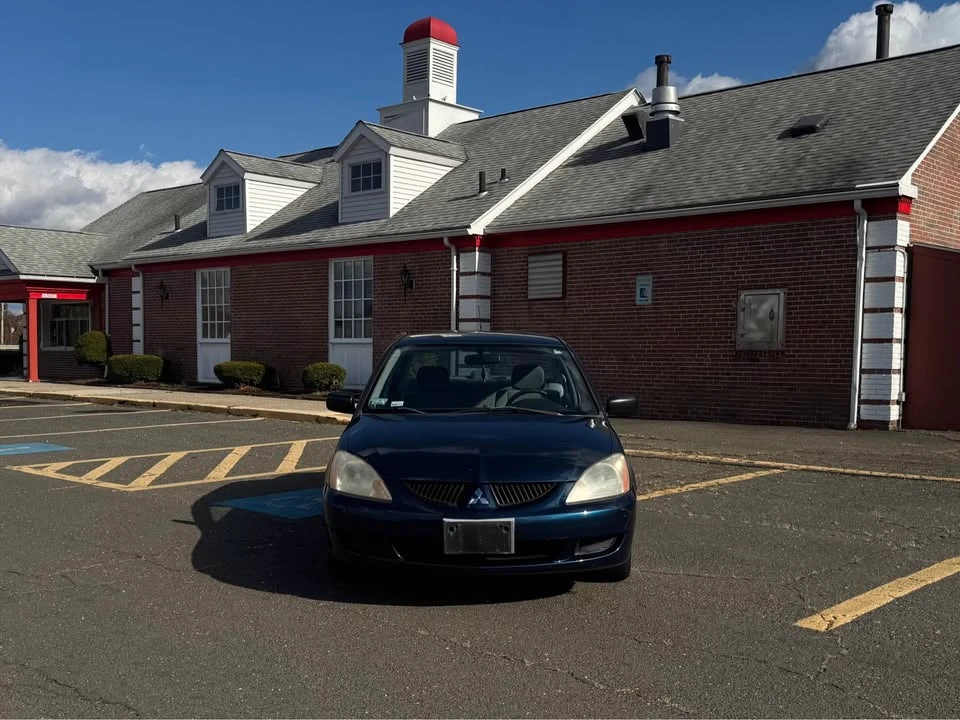 2004 Mitsubishi Lancer 8th Gen - Image 5 of 15