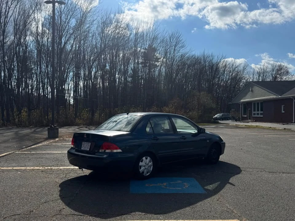 2004 Mitsubishi Lancer 8th Gen - Image 3 of 15