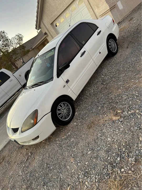 2004 Mitsubishi Lancer 8th Gen - Image 4 of 5