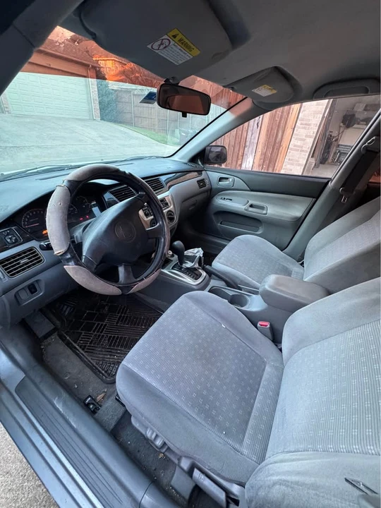 2004 Mitsubishi Lancer 8th Gen - Image 5 of 7