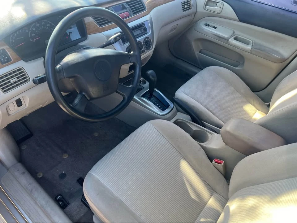 2004 Mitsubishi Lancer 7th Gen - Image 9 of 10