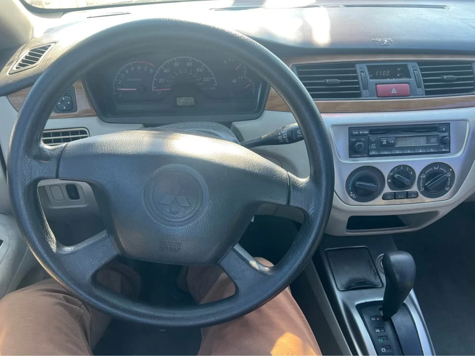 2004 Mitsubishi Lancer 7th Gen - Image 8 of 10