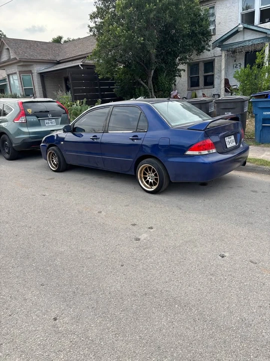 2004 Mitsubishi Lancer 8th Gen - Image 6 of 10