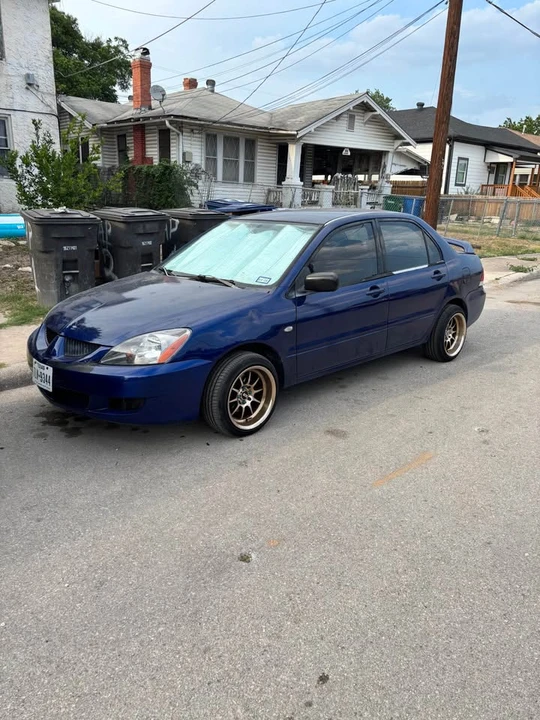 2004 Mitsubishi Lancer 8th Gen - Image 5 of 10