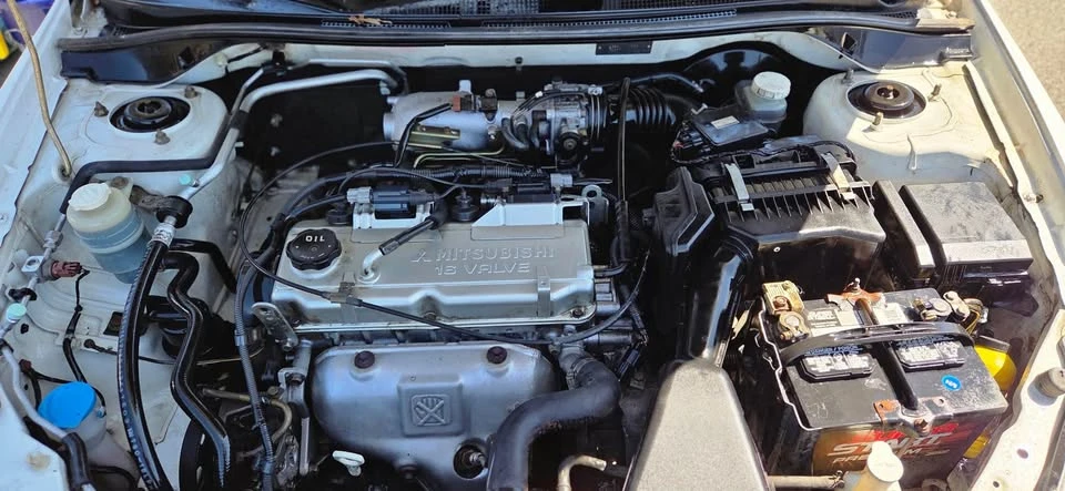 2004 Mitsubishi Lancer 8th Gen - Image 10 of 11