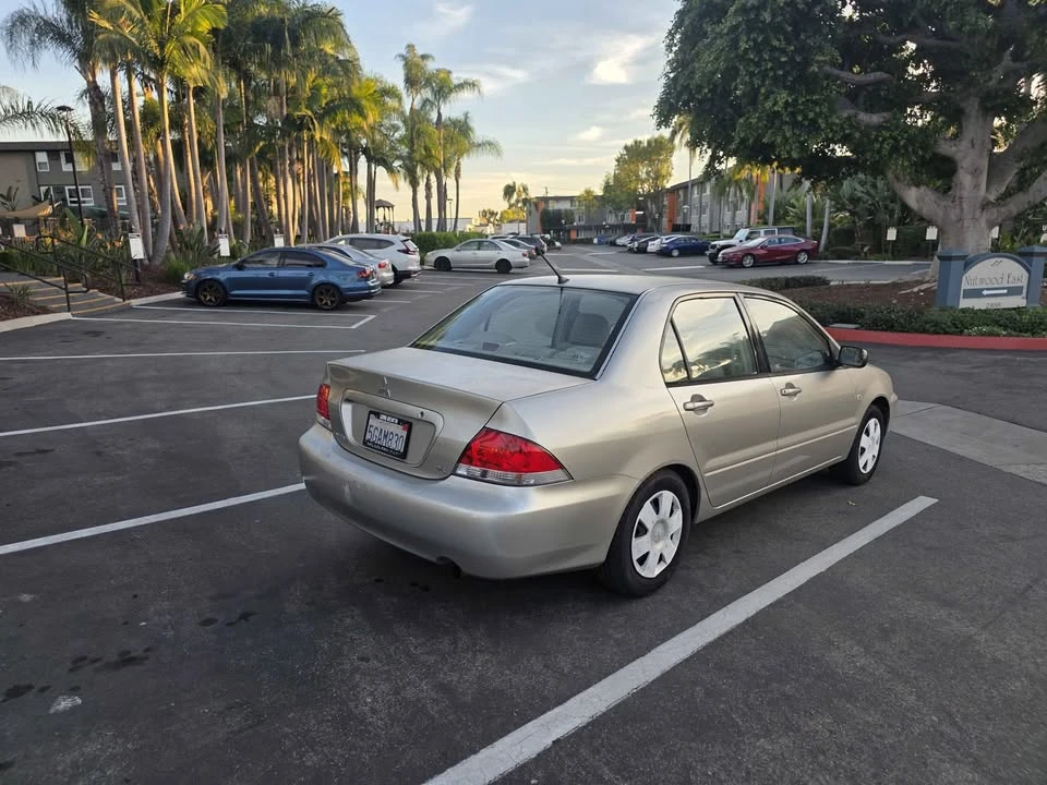 2004 Mitsubishi Lancer 8th Gen - Image 5 of 13