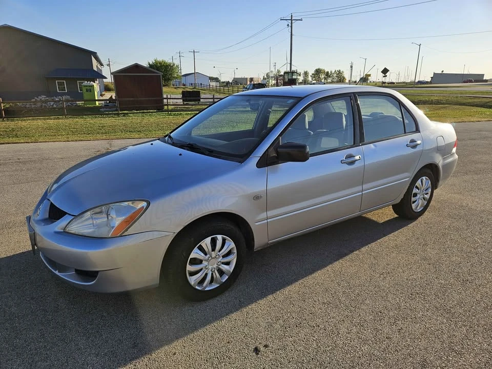 2004 Mitsubishi Lancer 8th Gen - Image 3 of 14
