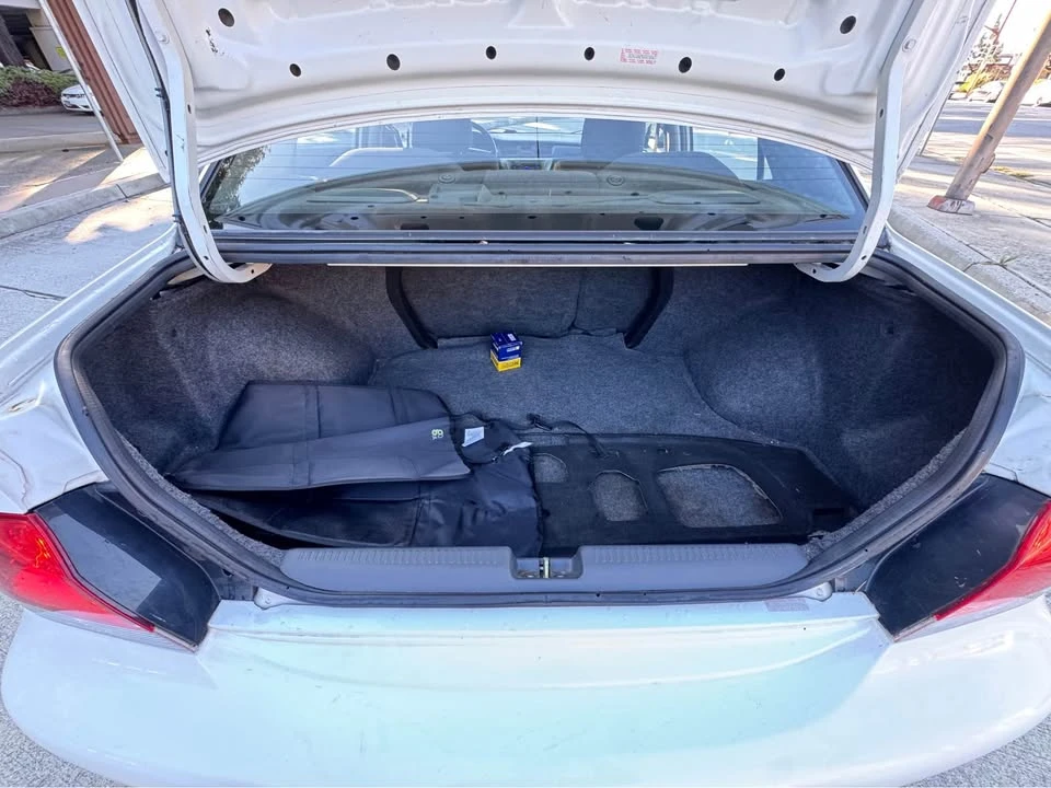 2004 Mitsubishi Lancer 7th Gen - Image 11 of 18