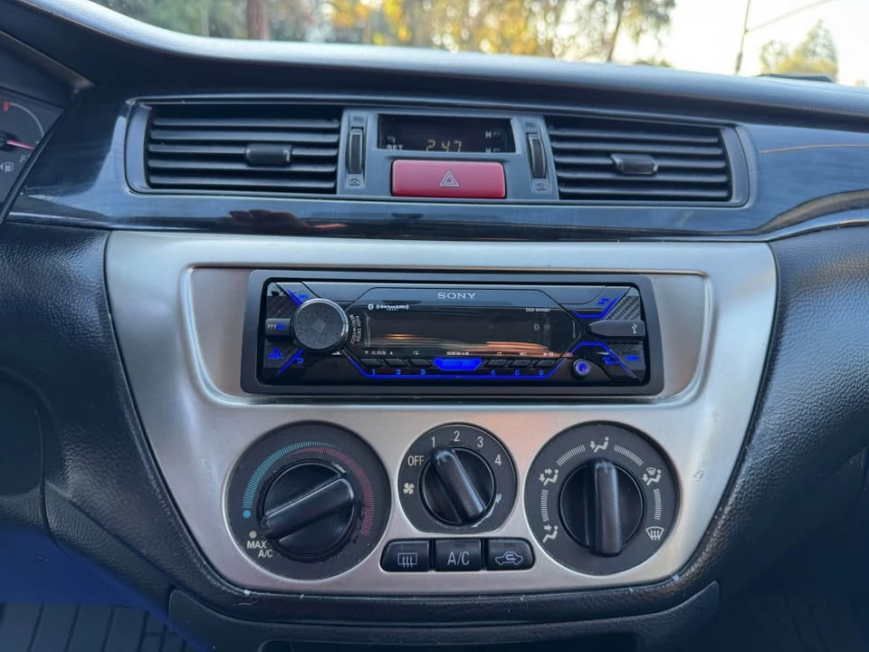 2004 Mitsubishi Lancer 7th Gen - Image 14 of 18