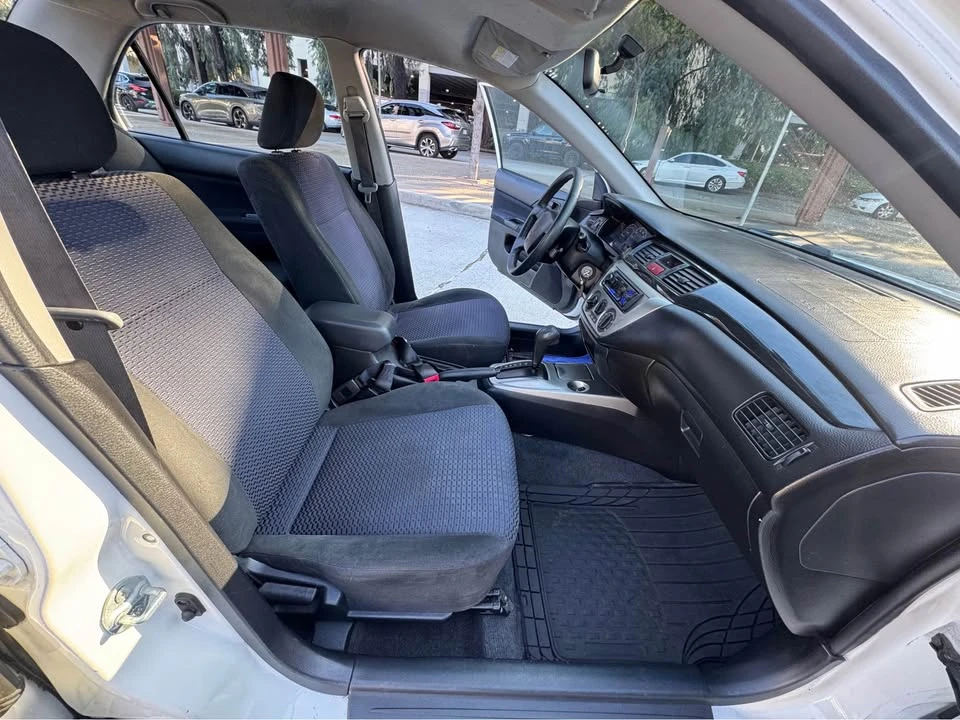 2004 Mitsubishi Lancer 7th Gen - Image 9 of 18