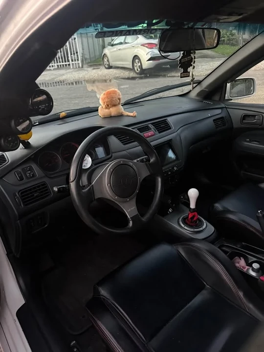 2004 Mitsubishi Lancer Evolution VIII 7th Gen - Image 16 of 19