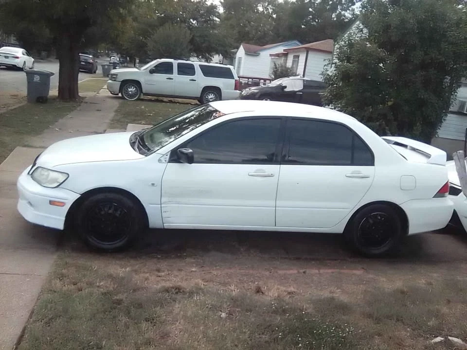2004 Mitsubishi Lancer 8th Gen - Image 2 of 18