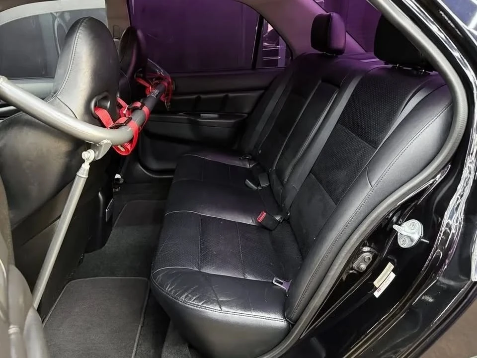 2004 Mitsubishi Lancer 8th Gen - Image 13 of 20