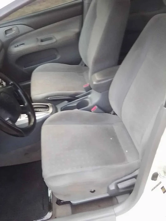 2004 Mitsubishi Lancer 8th Gen - Image 11 of 18