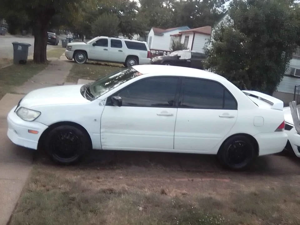 2004 Mitsubishi Lancer 8th Gen - Image 9 of 18