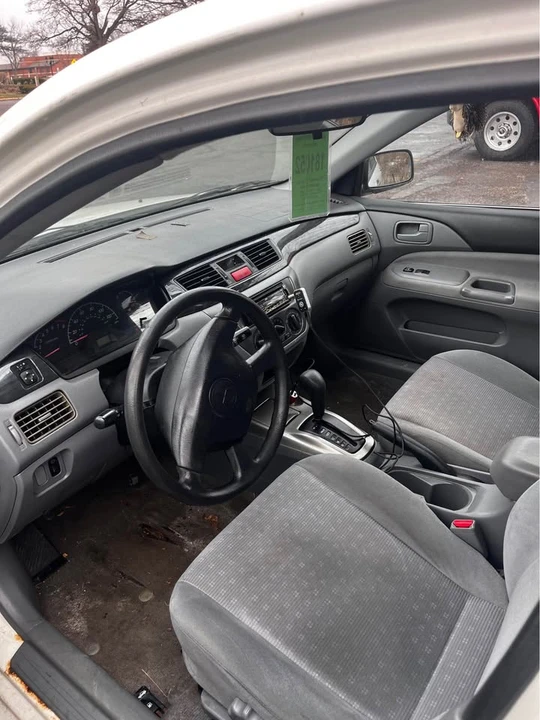 2004 Mitsubishi Lancer 7th Gen - Image 6 of 11