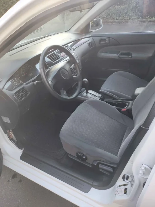 2004 Mitsubishi Lancer 8th Gen - Image 8 of 9
