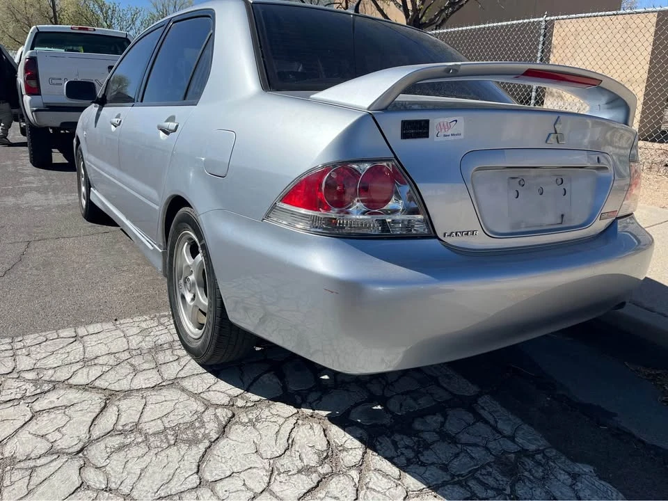2004 Mitsubishi Lancer 8th Gen - Image 2 of 10