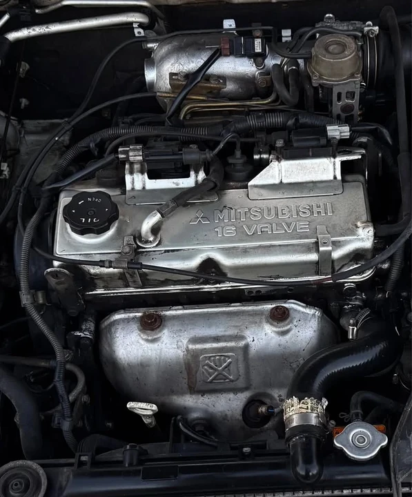 2004 Mitsubishi Lancer 8th Gen - Image 3 of 12