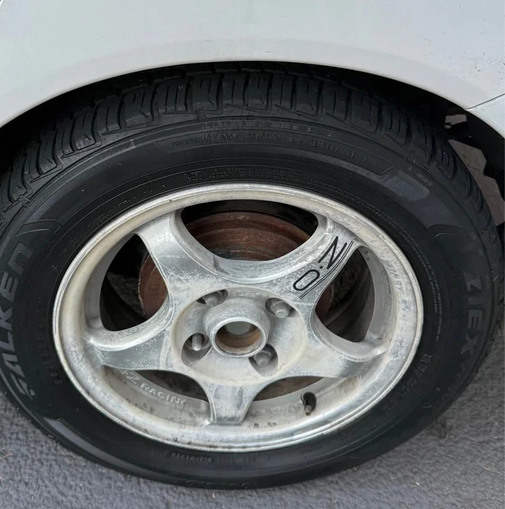 2004 Mitsubishi Lancer 8th Gen - Image 10 of 12