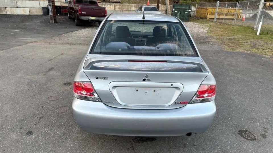 2004 Mitsubishi Lancer 7th Gen - Image 5 of 14