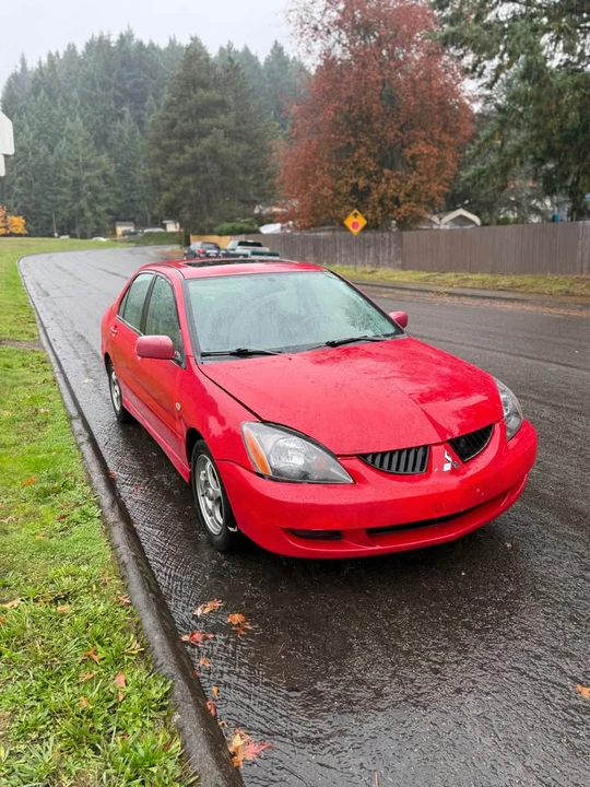 2004 Mitsubishi Lancer 8th Gen - Image 2 of 9