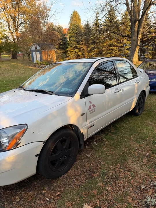2004 Mitsubishi Lancer 7th Gen - Image 2 of 8