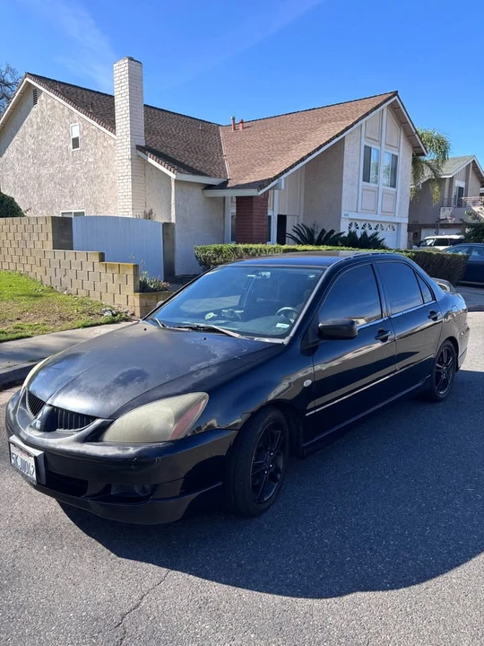 2004 Mitsubishi Lancer 8th Gen - Image 3 of 10