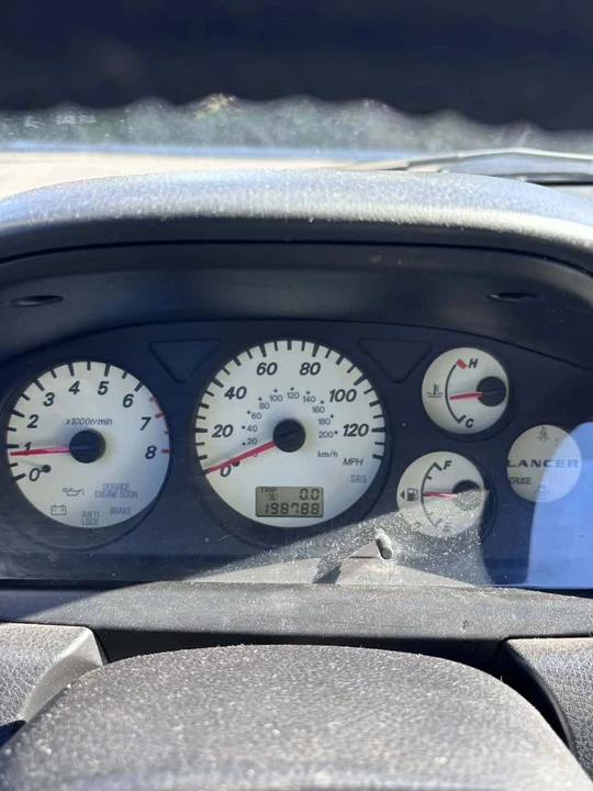 2004 Mitsubishi Lancer 7th Gen - Image 10 of 11