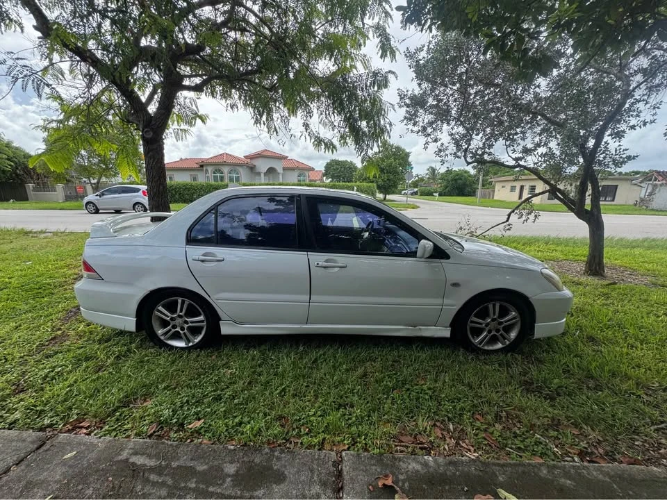 2004 Mitsubishi Lancer 8th Gen - Image 5 of 14