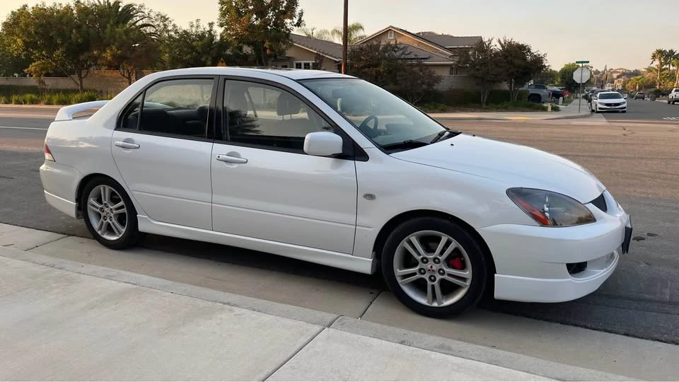 2004 Mitsubishi Lancer Evolution VIII 7th Gen - Image 5 of 12