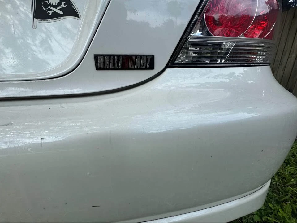 2004 Mitsubishi Lancer 8th Gen - Image 5 of 10